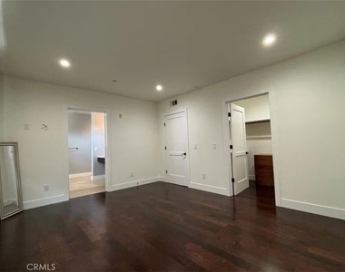 4440 Talofa Avenue - Photo Thumbnail 14