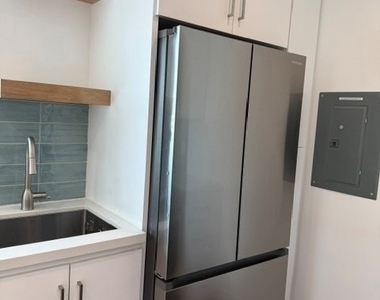 3510 Maceo - Photo Thumbnail 10