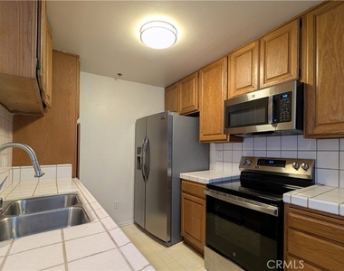 222 S Central Avenue - Photo Thumbnail 4