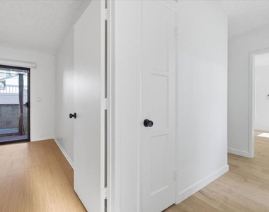 2513 190th Street - Photo Thumbnail 17