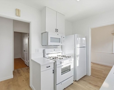 2513 190th Street - Photo Thumbnail 8