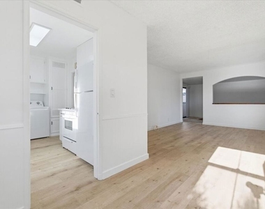 2513 190th Street - Photo Thumbnail 7