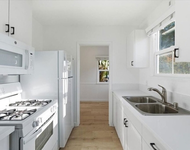 2513 190th Street - Photo Thumbnail 10