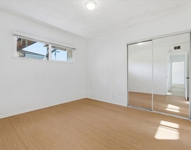 2513 190th Street - Photo Thumbnail 18