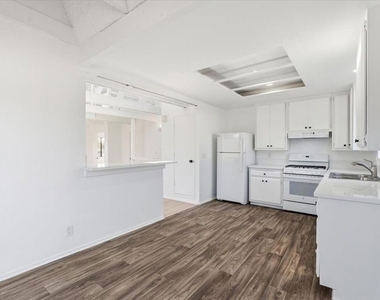2513 190th Street - Photo Thumbnail 13
