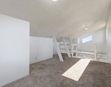 2513 190th Street - Photo Thumbnail 17