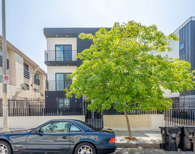 246 N Dillon Street - Photo Thumbnail 1