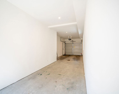 246 N Dillon Street - Photo Thumbnail 36