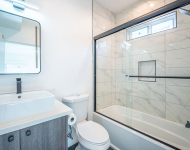 246 N Dillon Street - Photo Thumbnail 19