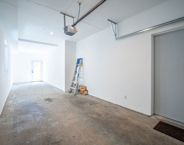 246 N Dillon Street - Photo Thumbnail 35