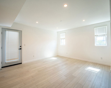 246 N Dillon Street - Photo Thumbnail 26