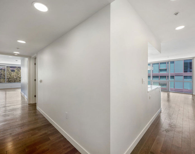 901 S Flower Street - Photo Thumbnail 8