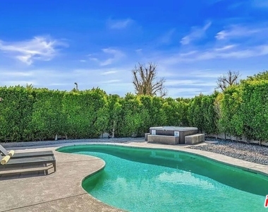 68325 Peladora Road - Photo Thumbnail 8