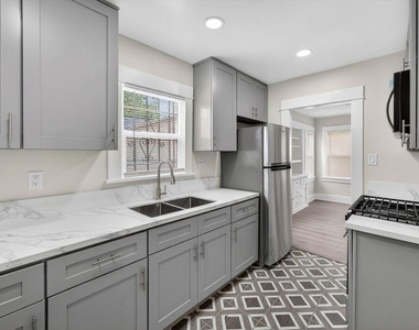 5008 S Wilton Place - Photo Thumbnail 13