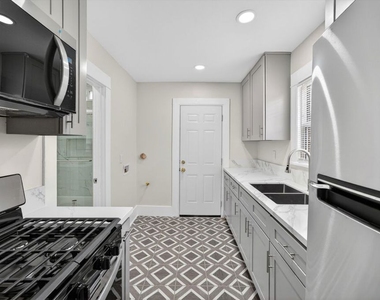 5008 S Wilton Place - Photo Thumbnail 18