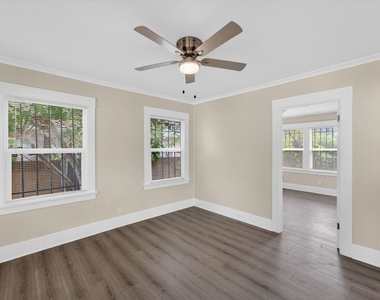 5008 S Wilton Place - Photo Thumbnail 5