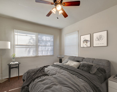 11508 Simms Avenue - Photo Thumbnail 10