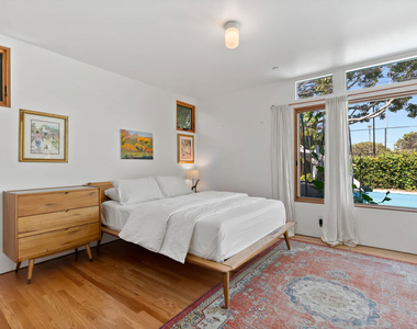 3121 Frederick Street - Photo Thumbnail 26