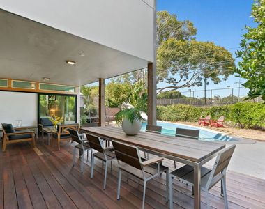 3121 Frederick Street - Photo Thumbnail 42