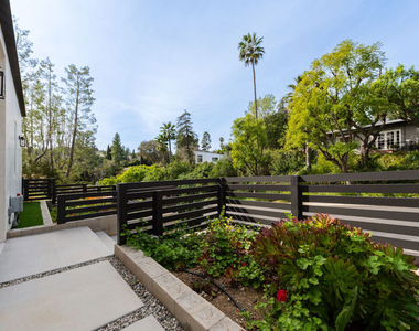 4724 N El Caballero Drive - Photo Thumbnail 2