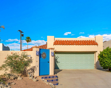 52420 Avenida Juarez - Photo Thumbnail 2