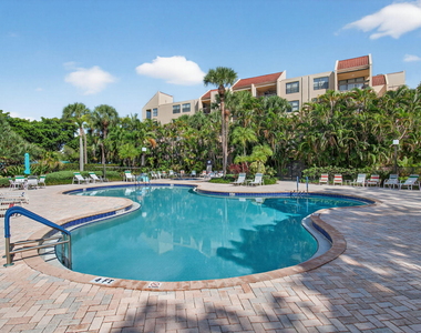 600 Egret Circle - Photo Thumbnail 23