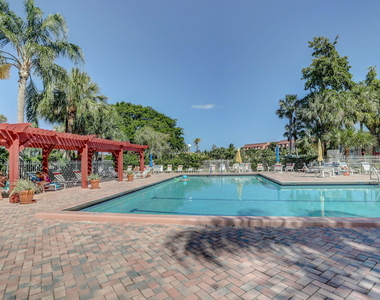 600 Egret Circle - Photo Thumbnail 41