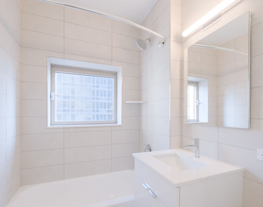 777 6th Avenue - Photo Thumbnail 37