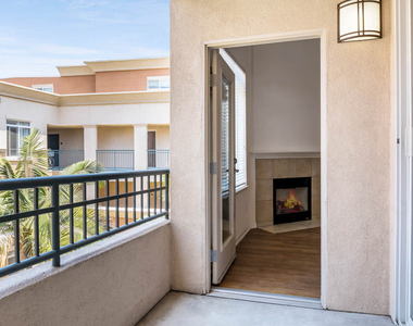 4077 Glencoe Avenue - Photo Thumbnail 21