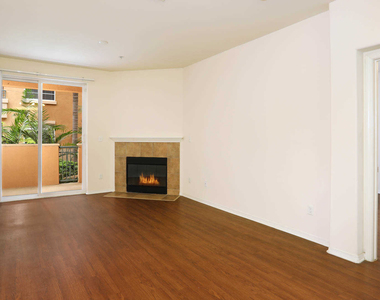 4077 Glencoe Avenue - Photo Thumbnail 17
