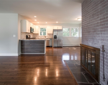 16 Elmwood Drive - Photo Thumbnail 4