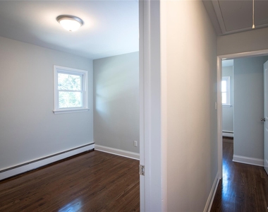 16 Elmwood Drive - Photo Thumbnail 14