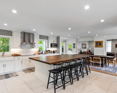 96 Lake Avenue - Photo Thumbnail 12