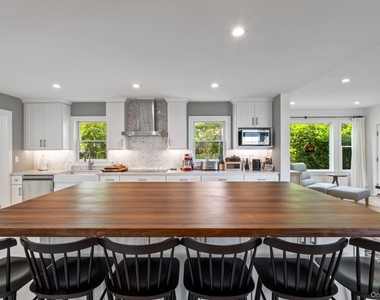 96 Lake Avenue - Photo Thumbnail 16