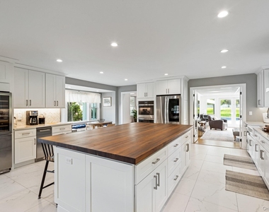 96 Lake Avenue - Photo Thumbnail 14