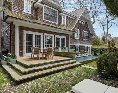 1 Meadow Way - Photo Thumbnail 34