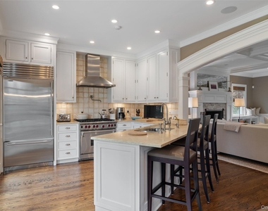 1 Meadow Way - Photo Thumbnail 10