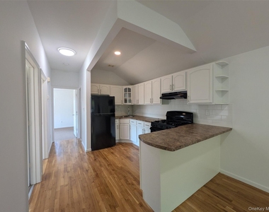 174-17 129th Avenue - Photo Thumbnail 7