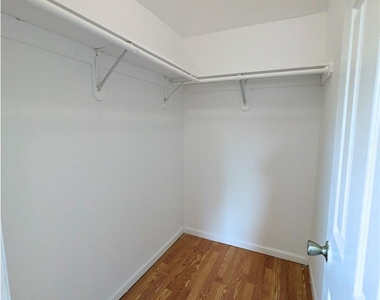 174-17 129th Avenue - Photo Thumbnail 15