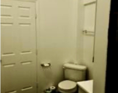 13 Spring Street - Photo Thumbnail 9