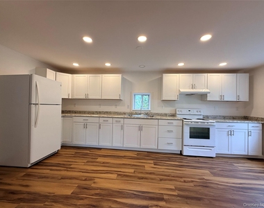 19 Quartz Lane - Photo Thumbnail 4