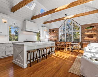 101 Milton Road - Photo Thumbnail 2