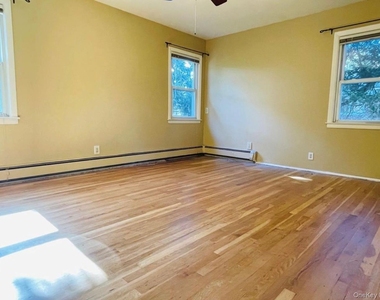 5 Eaton Road - Photo Thumbnail 9