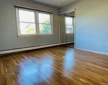 5 Eaton Road - Photo Thumbnail 13