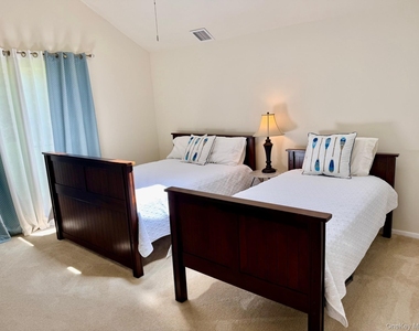 111 Fanning Avenue - Photo Thumbnail 8