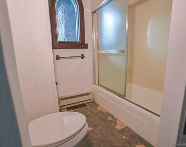 378 Broadway - Photo Thumbnail 16