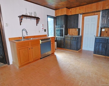 378 Broadway - Photo Thumbnail 9