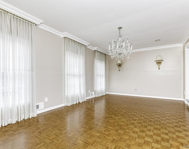 1 Lodi Lane - Photo Thumbnail 6