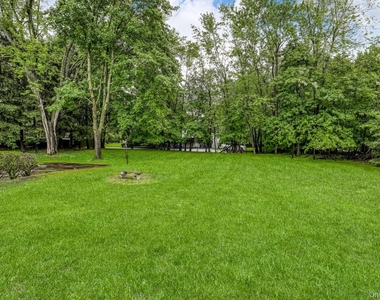 1 Lodi Lane - Photo Thumbnail 1