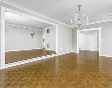 1 Lodi Lane - Photo Thumbnail 7
